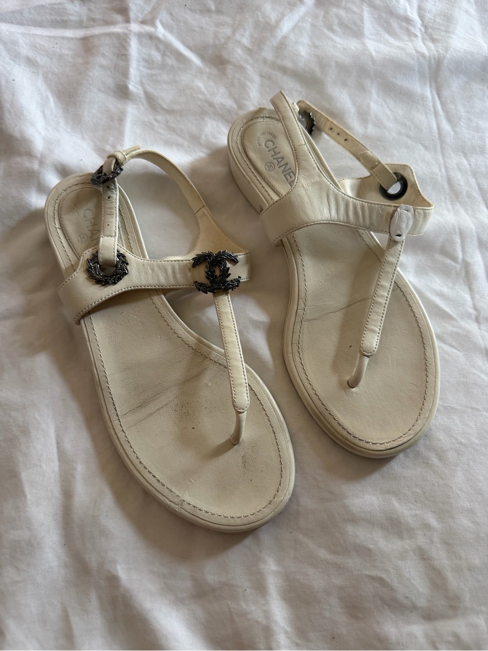 Chanel interlocking CC logo T sandals w/ 1” heel